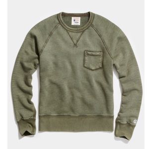 Todd Snyder x Champion Sun-Faded Midweight Pocket Sweatshirt in Army Green - L